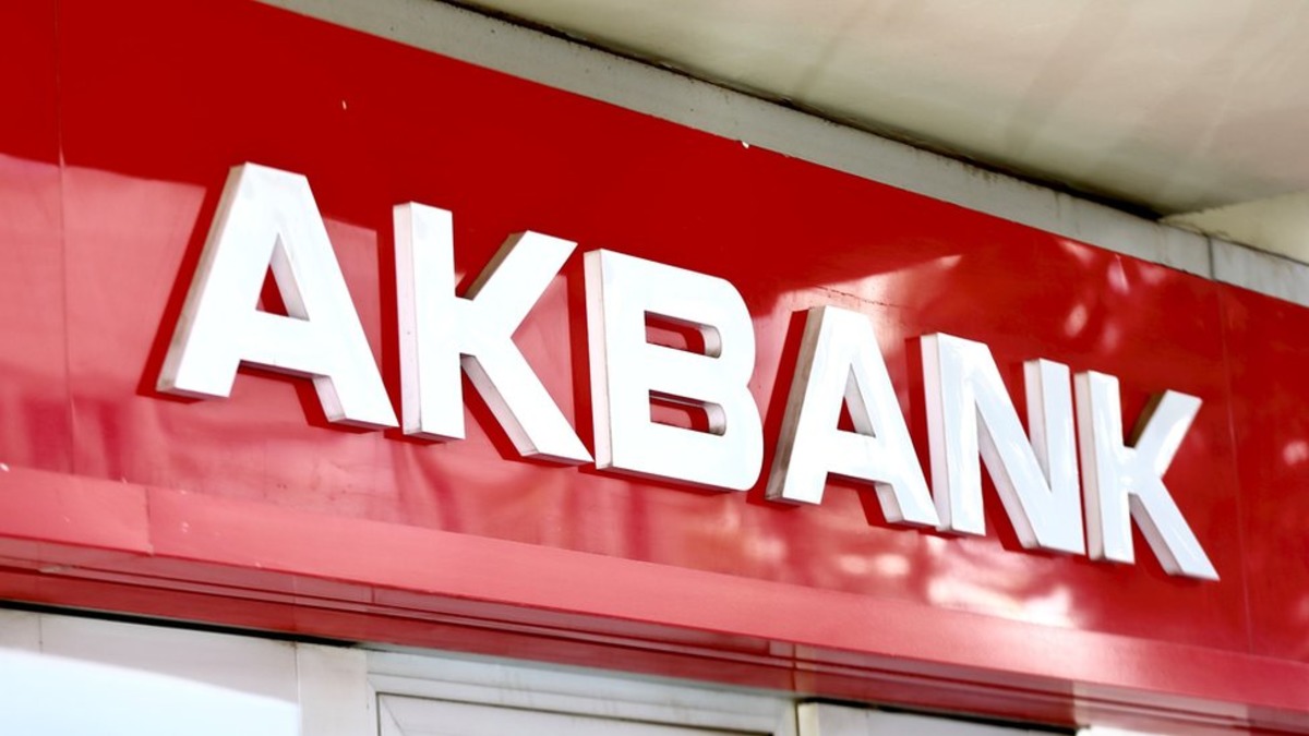 AKBNK hissesi teknik analiz: Kritik kanal içinde sıkışma devam ediyor, Görsel 2