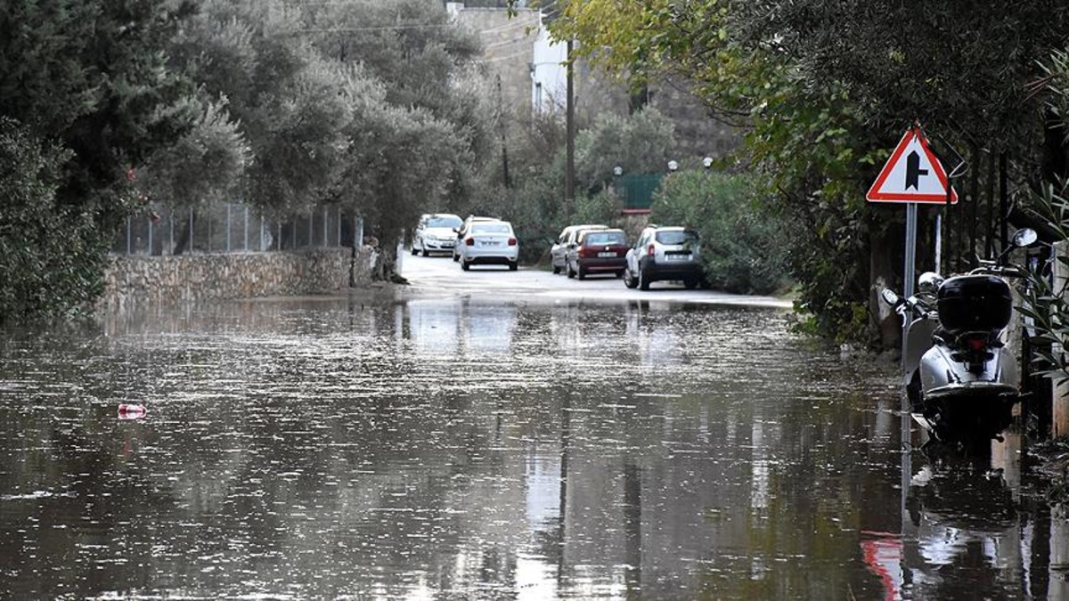 Kar gitti, yalancı bahar geldi! Meteoroloji uyardı: Sıcaklıklar mevsim normallerinin &uuml;zerine &ccedil;ıkacak, G&ouml;rsel 4