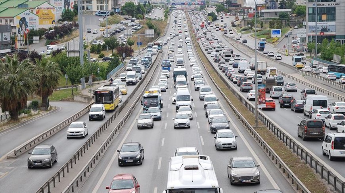 Genelge yayımlandı! Trafik levhaları ve hız sınırları baştan d&uuml;zenlenecek, G&ouml;rsel 3