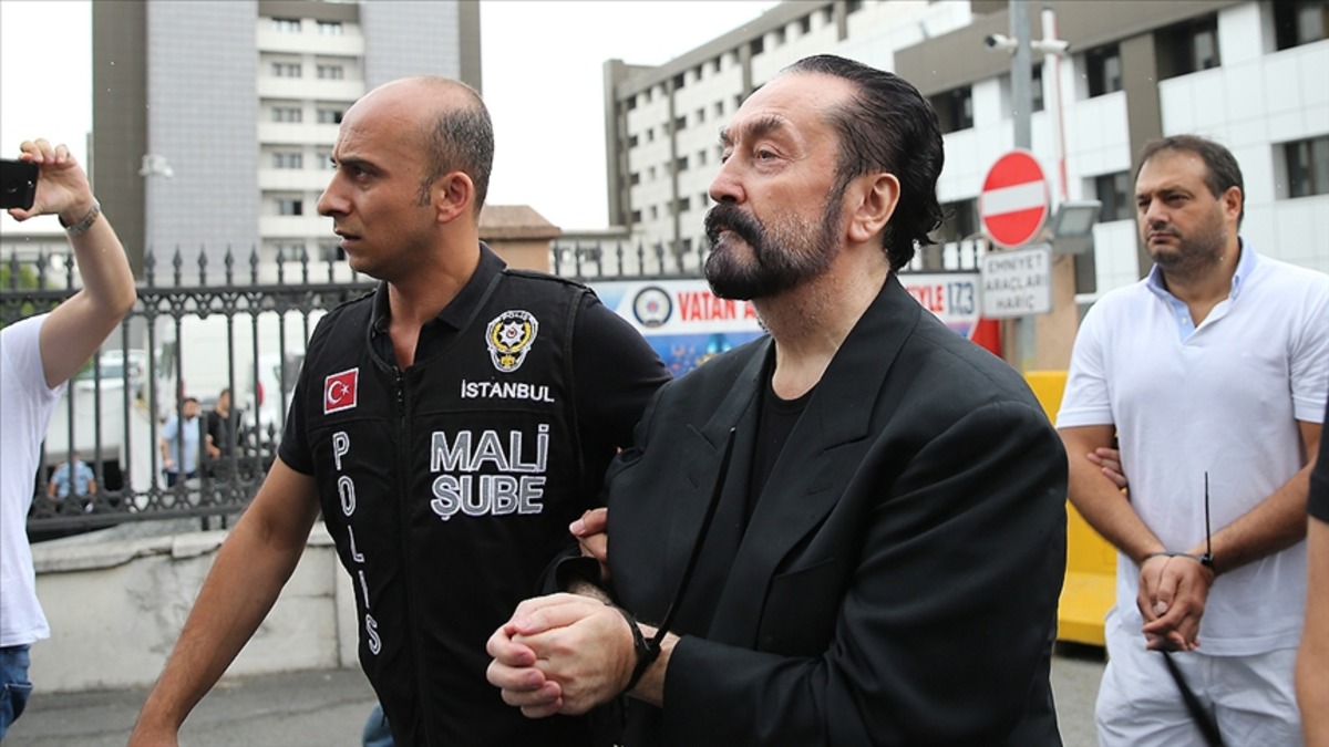 TMSF Adnan Oktar ın l&uuml;ks ara&ccedil;larını satışa &ccedil;ıkardı, G&ouml;rsel 1