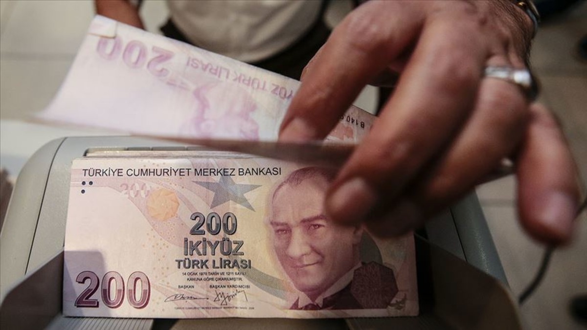 SON DAKİKA|Kamuda d&uuml;ğ&uuml;m &ccedil;&ouml;z&uuml;ld&uuml;! Y&uuml;z binlerce &ccedil;alışan bekliyordu: HAK-İŞ ve T&Uuml;RK-İŞ zam i&ccedil;in imzayı attı, G&ouml;rsel 5
