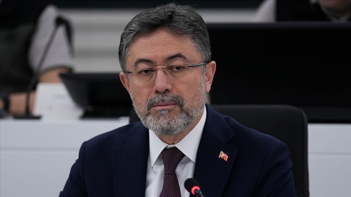 Bakan Yumaklı Zirai dondan etkilenen 16 &uuml;r&uuml;n&uuml; tek tek sıraladı! "Son 30 yılın en d&uuml;ş&uuml;k sıcaklığı" diyerek uyardı, G&ouml;rsel 2