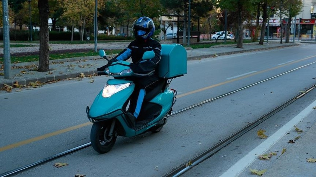 Y&uuml;zde 95 indirim i&ccedil;in son g&uuml;nler! Motokuryeler i&ccedil;in zorunlu olmuştu&hellip; Kampanya sona eriyor, G&ouml;rsel 1