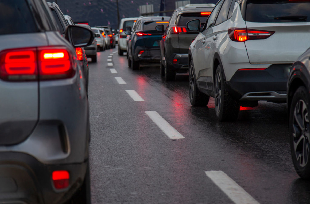 En yakın rakibine 555 fark attı! Elektrikli ara&ccedil; satışında dev oluyor, G&ouml;rsel 1