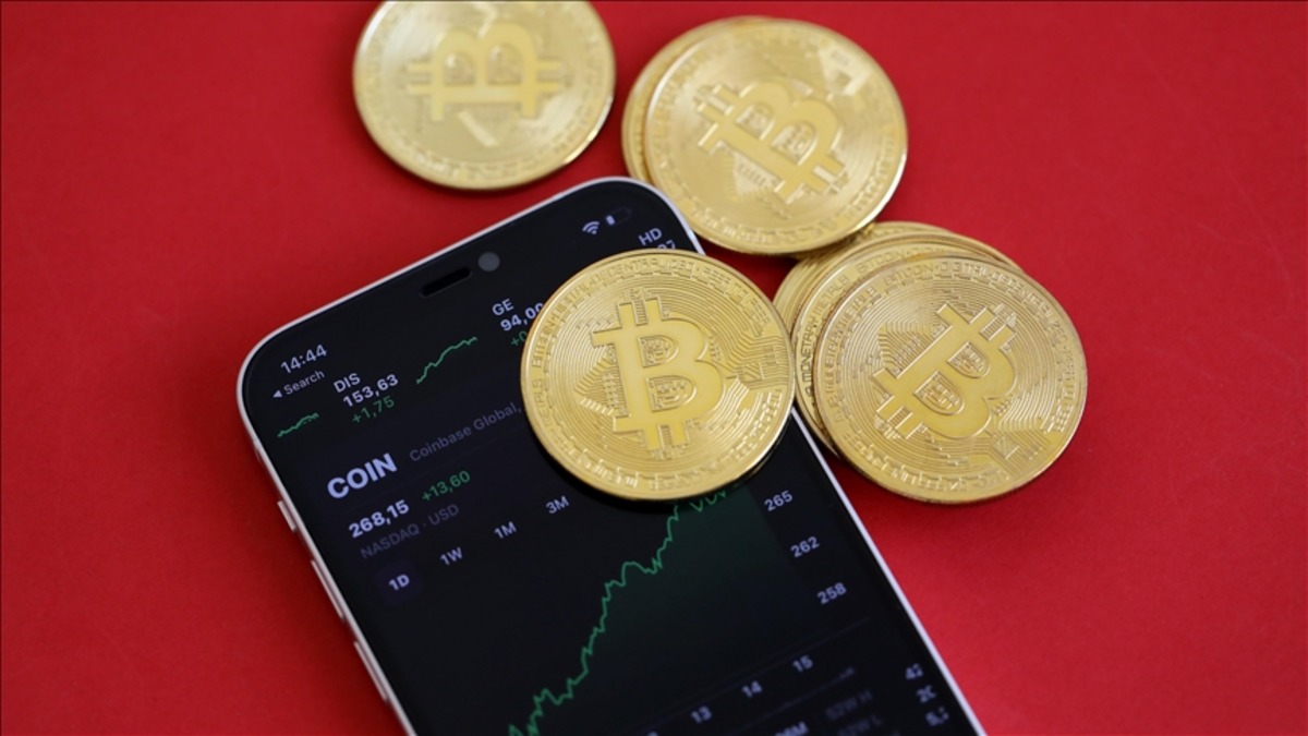 &Uuml;nl&uuml; madencilik şirketi Bitcoin sattığını a&ccedil;ıkladı, G&ouml;rsel 2