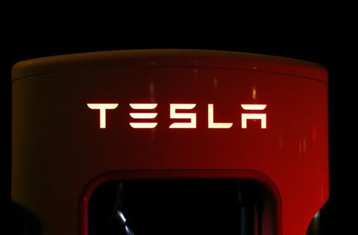Elon Musk ı &uuml;zen haber! Satışları g&uuml;n ge&ccedil;tik&ccedil;e d&uuml;ş&uuml;yor, G&ouml;rsel 1