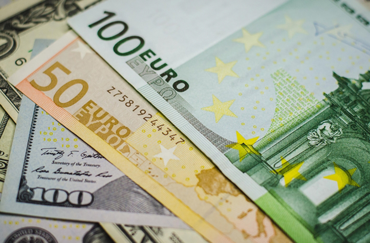 Euro ilk kez o sınırı aştı! Euro/TL sert y&uuml;kselişini s&uuml;rd&uuml;r&uuml;yor, rekor &uuml;st&uuml;ne rekor tazeliyor, G&ouml;rsel 1