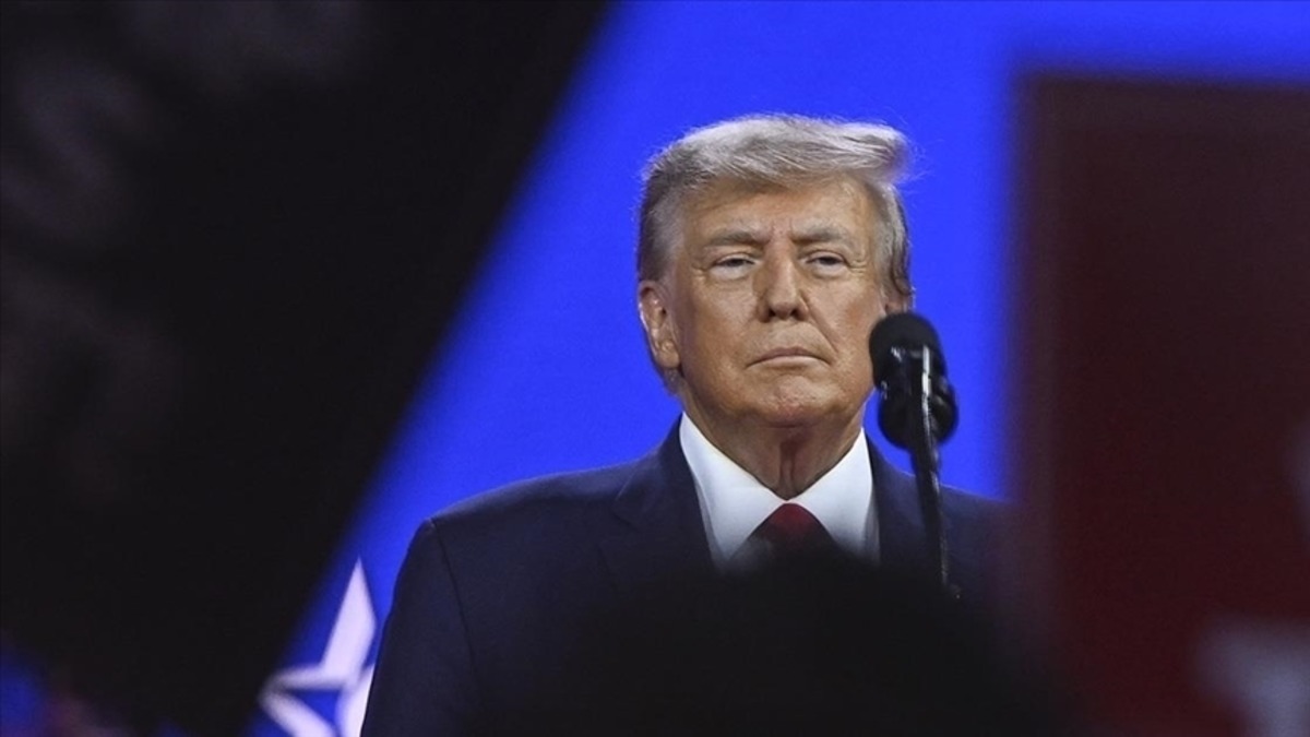 Trump&rsquo;ın sert tarifelerinde geri adım! Meksika ve Kanada g&uuml;mr&uuml;k vergilerinden ge&ccedil;ici olarak muaf tutuldu, G&ouml;rsel 3