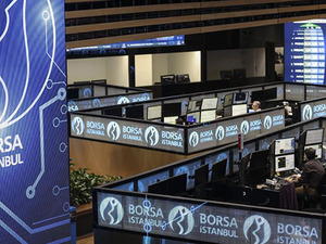 Borsa g&uuml;ne d&uuml;ş&uuml;le başladı! G&uuml;n i&ccedil;inde yeniden 10 bin puanı aştı, toparlanmaya &ccedil;alışıyor