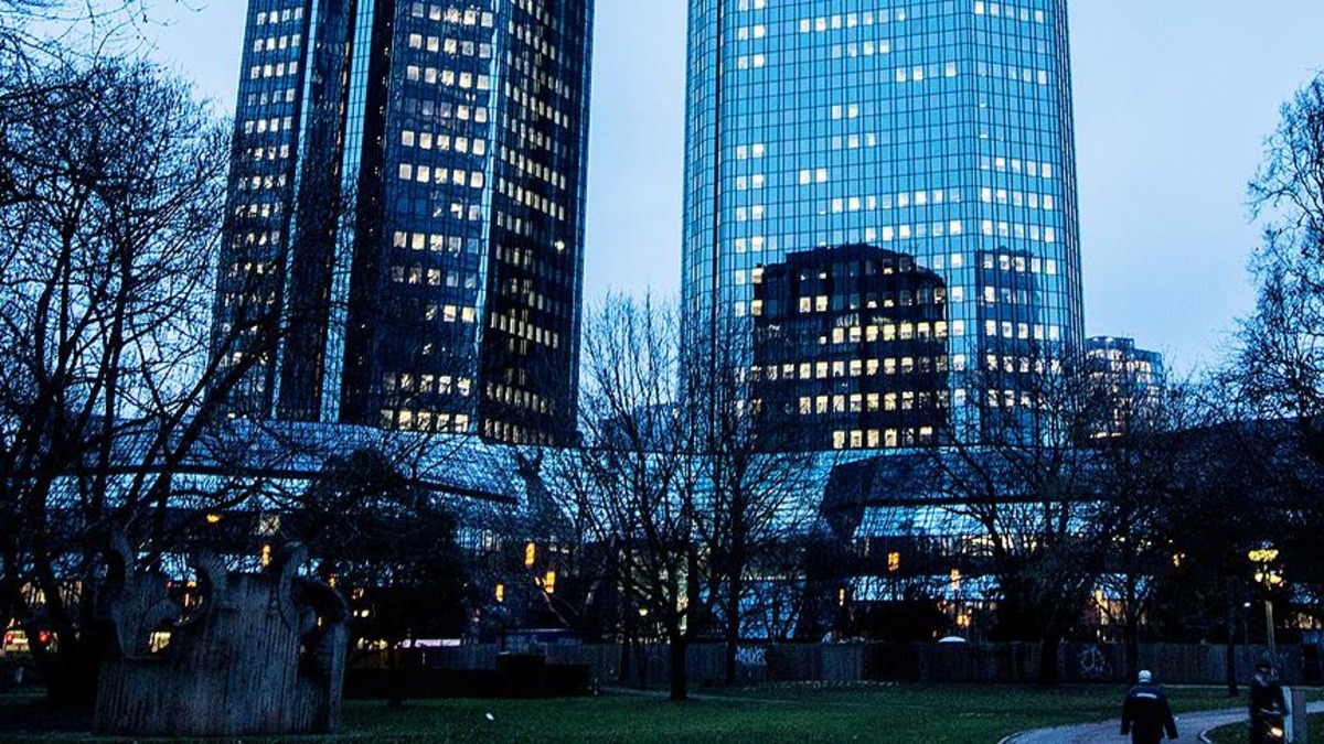 Deutsche Bank&rsquo;tan &ccedil;arpıcı analiz! Dolar d&ouml;nemi sona mı eriyor? &ldquo;Bu bir gecede olmayacak ama...", G&ouml;rsel 3