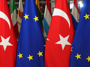 AB'den dikkat &ccedil;eken T&uuml;rkiye analizi! 'Enflasyondaki d&uuml;ş&uuml;ş&uuml;n devamı bekleniyor'