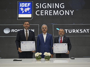 Roketsan ile T&uuml;rksat arasında işbirliği protokol&uuml; imzalandı