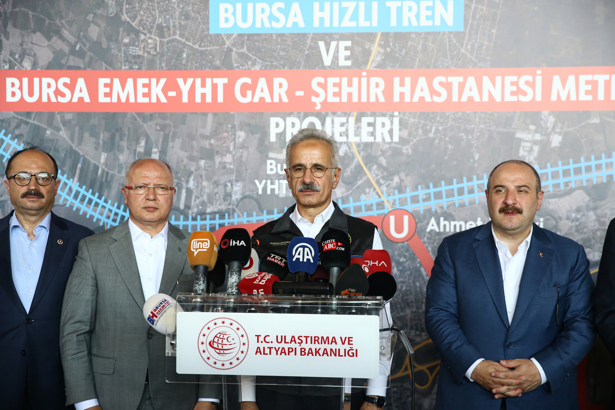 Ulaştırma ve Altyapı Bakanı Uraloğlu, Bursa da devam eden projelerle ilgili konuştu, G&ouml;rsel 1