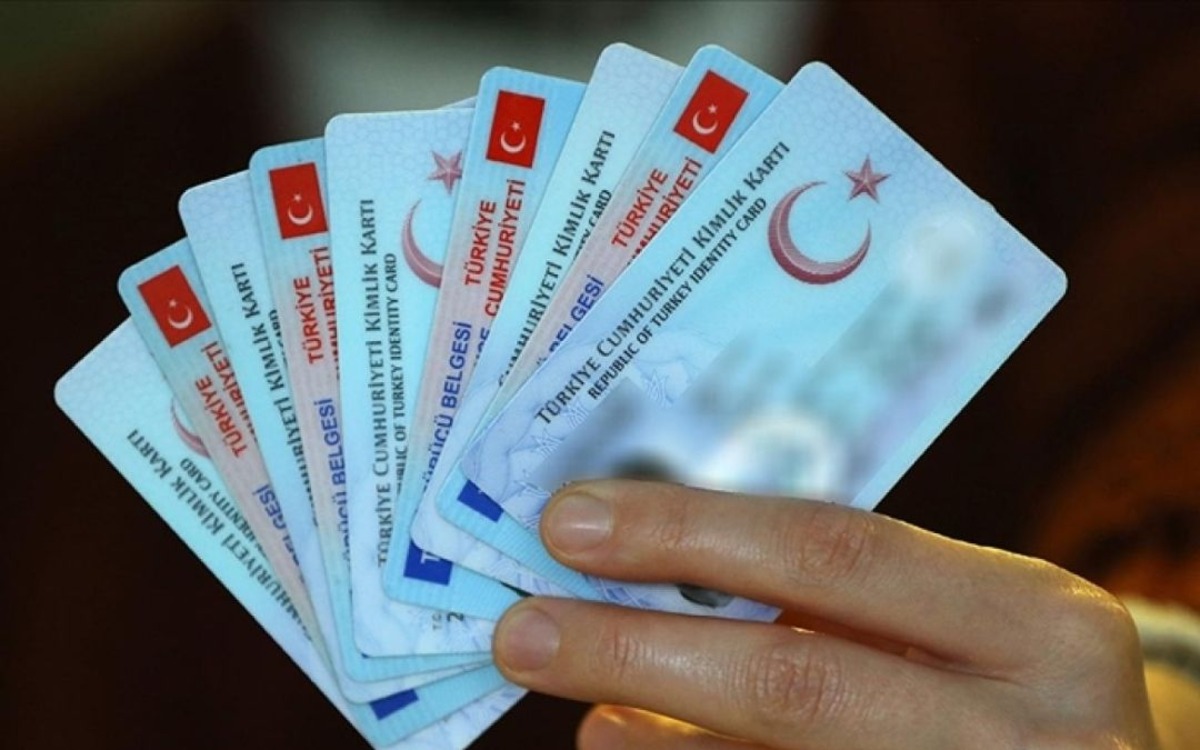Bakan Yerlikaya duyurdu! Eski tip ehliyet yenileme s&uuml;resi uzatıldı, G&ouml;rsel 1