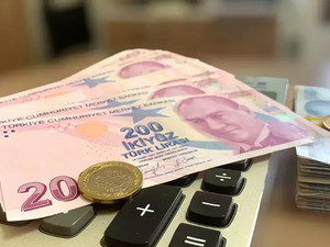 Bakan G&ouml;ktaş duyurdu! Zamlı aylıklar hesaplara ge&ccedil;iyor
