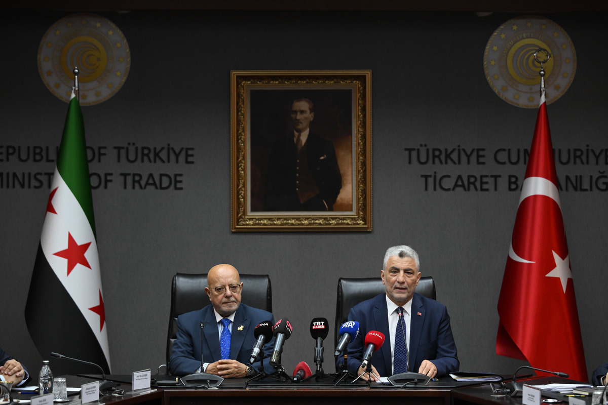 Bakan Bolat:" Halep, g&uuml;&ccedil;l&uuml; bir lojistik &uuml;s olacak", G&ouml;rsel 3