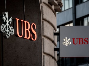 UBS faiz indirimi i&ccedil;in 100 baz puan bekliyor