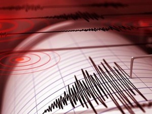 Balıkesir'de 6,1 b&uuml;y&uuml;kl&uuml;ğ&uuml;nde deprem meydana geldi