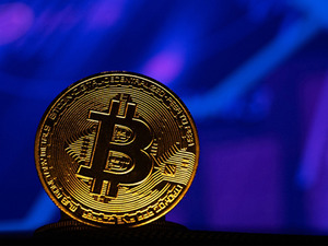 Faiz indirimi beklentileri onu da etkiledi! Bitcoin rekor tazeledi: O seviyeyi aştı