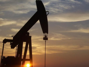 Brent petrol&uuml;n varili 65,61 dolardan işlem g&ouml;r&uuml;yor