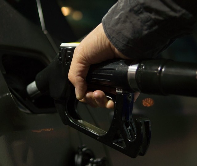 Tarih belli oldu: Motorine yeniden zam geliyor