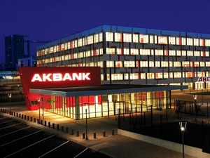 Akbank'tan milyarlık finansman 