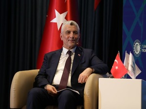 Ticaret Bakanı Bolat'tan dış ticaret yorumu geldi