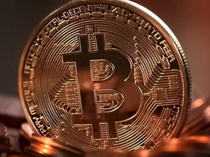 Bitcoin fiyat grafikleri nasıl yorumlanır?