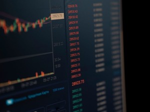 Asya borsaları Japonya hari&ccedil; pozitif seyrediyor