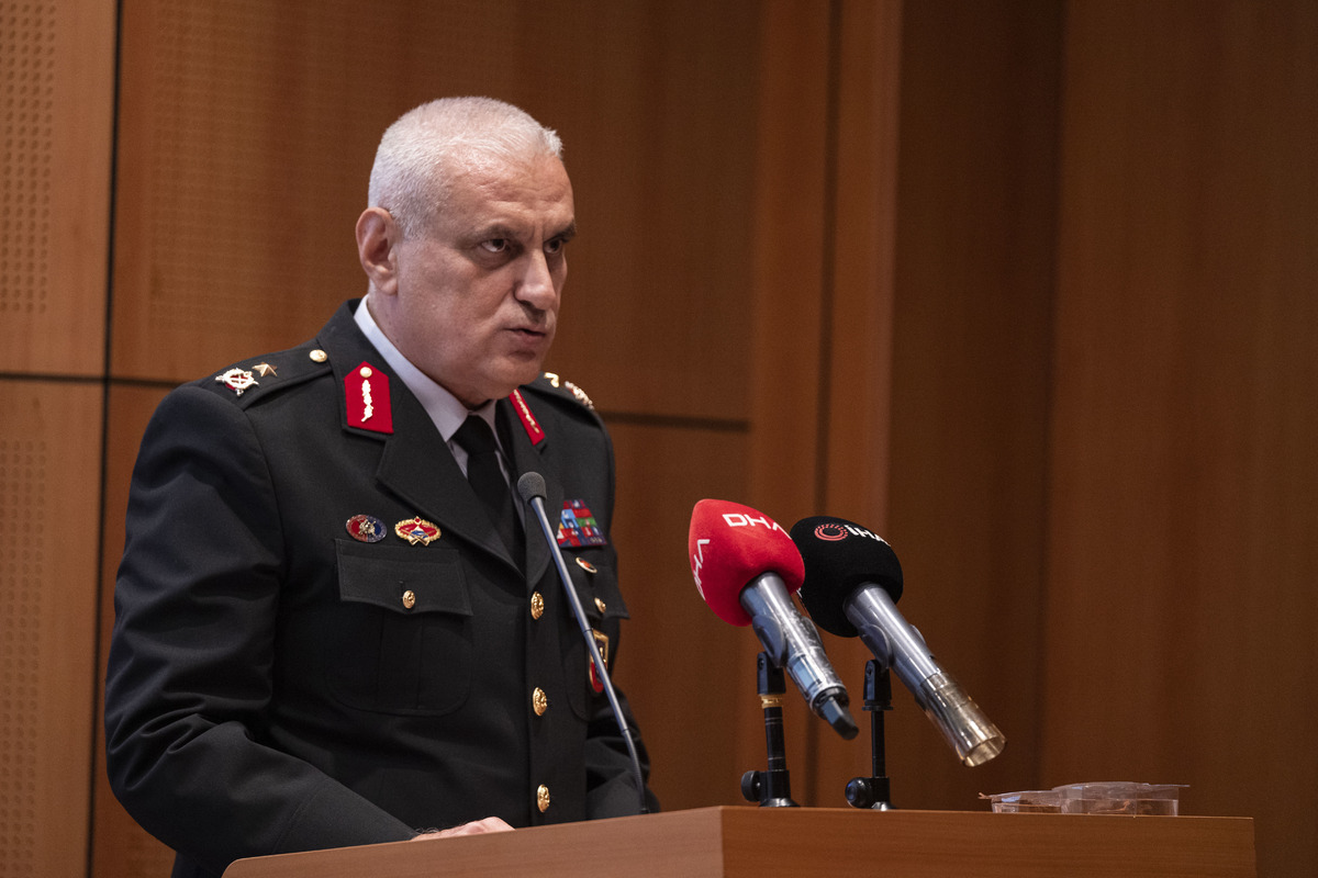 SPK eğiticinin eğitimi programının ilk mezunu jandarma oldu! Sertifikalarını aldılar, Görsel 3