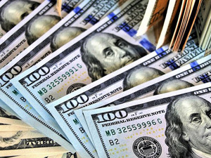 Kayyum kararının ardından piyasalar tepki g&ouml;stermişti! Bloomberg: "Devlet bankaları 2 g&uuml;nde 5 milyar dolar sattı"