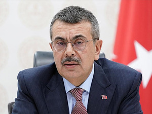 12 yıllık zorunlu eğitim s&uuml;resi masada! Bakan Tekin a&ccedil;ıkladı: "Karar almak durumundayız"