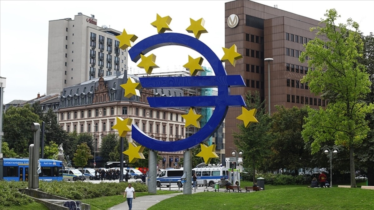 Euro Bölgesi’nde ekonomi yavaşlıyor, Görsel 2