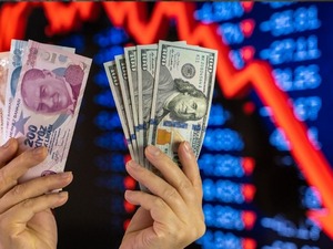 T&uuml;rk lirası dolar karşısında tarihi dip seviyeyi g&ouml;rd&uuml;