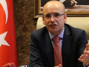 Şimşek'ten iş d&uuml;nyasına rahatlama mesajı: Bankalar kredi vermek i&ccedil;in peşinizde koşacak!