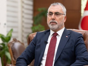 Bakan Işıkhan'dan Bağ-Kur'lulara emeklilik m&uuml;jdesi