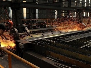 K&uuml;resel ham &ccedil;elik &uuml;retimi Ağustos'ta y&uuml;zde 0,3 arttı