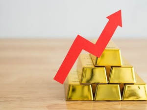Altın g&uuml;ne yeni rekorla başladı (16 Ekim 2025 g&uuml;ncel gram, &ccedil;eyrek, ons altın fiyatları)