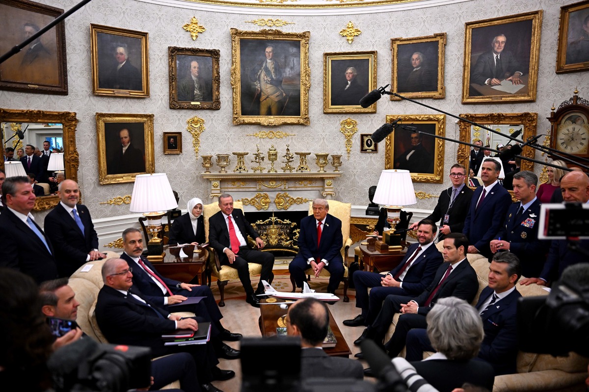 Beyaz Saray’da tarihi zirve! Cumhurbaşkanı Erdoğan ile ABD Başkanı Trump bir araya geldi: Görüşme 2 saat 18 dakika sürdü, Görsel 2