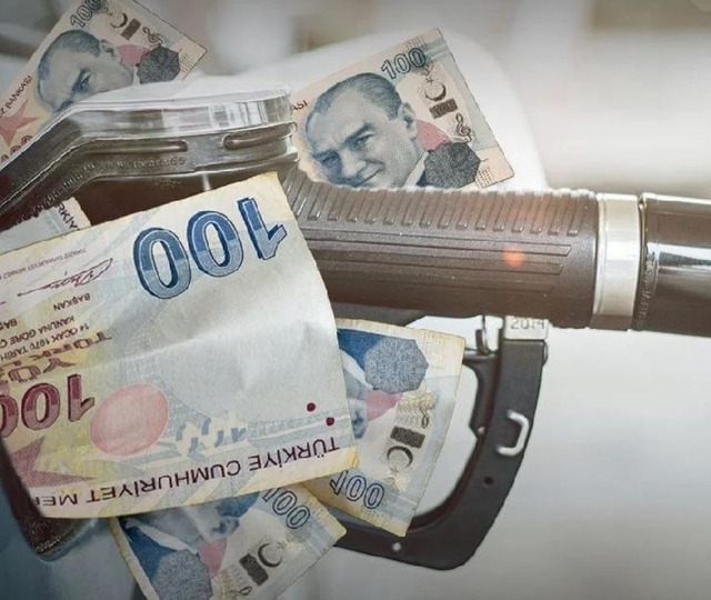 Benzine dev zam yolda: Motorinde 100 TL alarmı başladı!