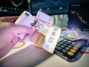 D&ouml;viz kurları bug&uuml;n ne kadar? (10 Kasım 2025 g&uuml;ncel dolar ve euro fiyatları)
