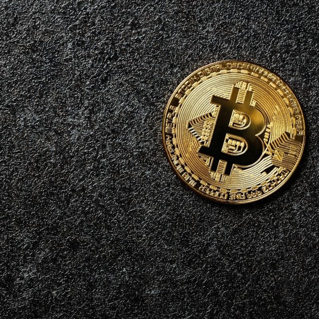 Bitcoin&rsquo;de sert y&uuml;kseliş: Risk iştahı geri d&ouml;nd&uuml;
