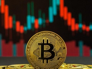 Geri &ccedil;ekilme mi, soluklanma mı? Bitcoin zirveden geriledi