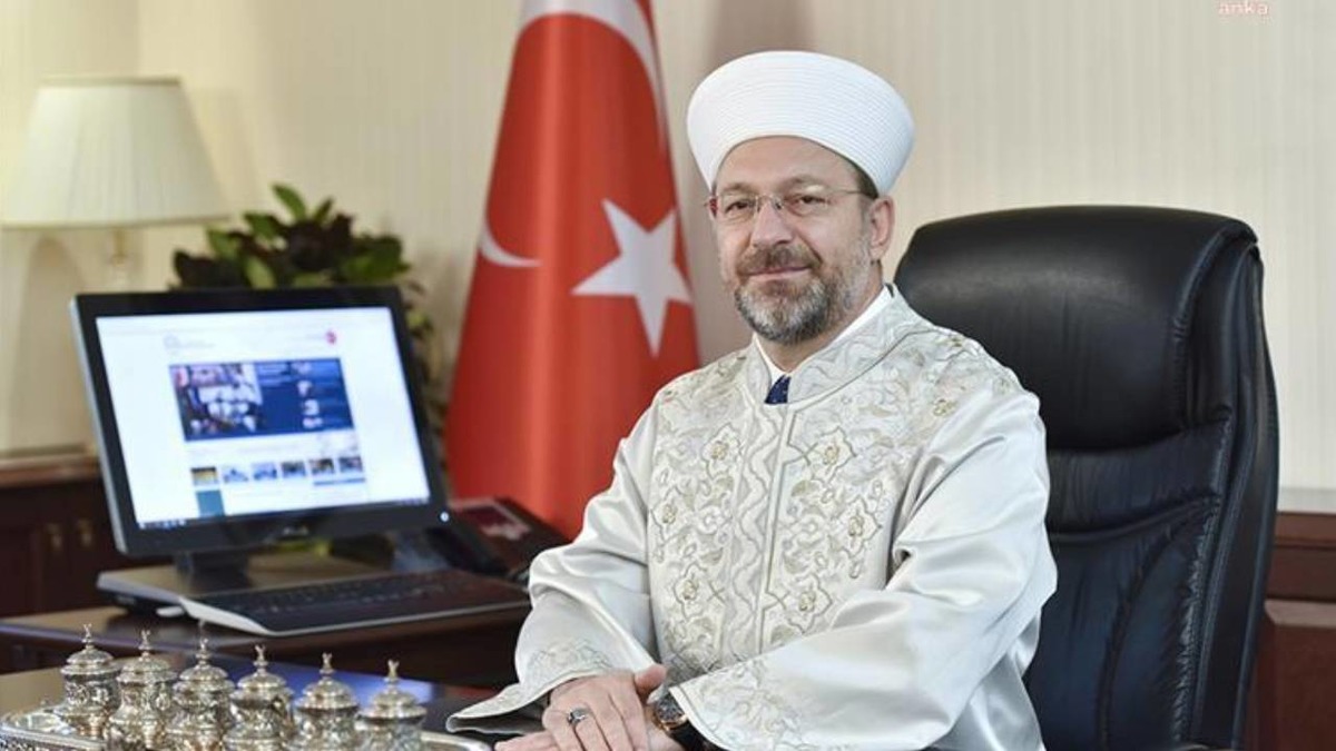 Erdoğan, Diyanet te Ali Erbaş kadrolarını g&ouml;revden aldı, G&ouml;rsel 1