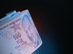 SGK uzmanı a&ccedil;ıkladı: Emekliye k&ouml;t&uuml; haber! Ek zam yapılmayacak mı?