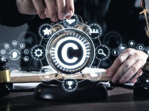 İ&ccedil;erik &uuml;reticileri m&uuml;jde! T&uuml;rkiye dijital telif yasasını &ccedil;ıkarıyor 
