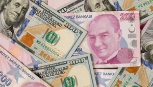 Dolar artacak mı? Yabancılar dolar/TL tahminlerini g&uuml;ncelledi