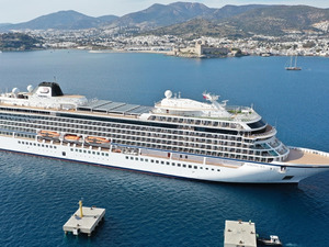 Marmaris'e "Marina" kruvaziyeri 1194 yolcu getirdi