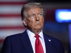 Trump'tan şaşırtan yorum: "Bunların Bayağı paraları var"