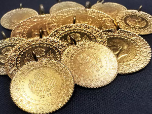 G&uuml;ne y&uuml;kselişle başladı! Altının gramı 6 bin 700 TL'yi aştı
